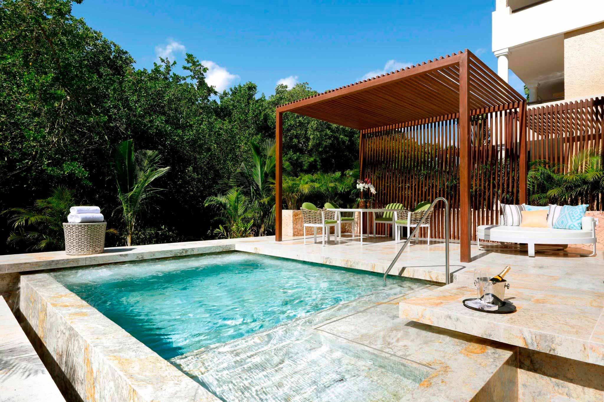 TRS-YUCATAN-HOTEL-Suite-Private-Pool-Poolside5